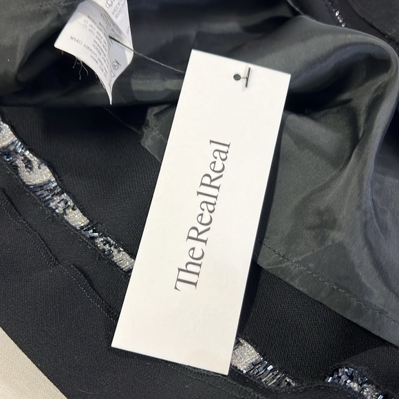 Valentino Black Wool Pull Over Beaded Accent Blouse Size 12 - Picture 12 of 14